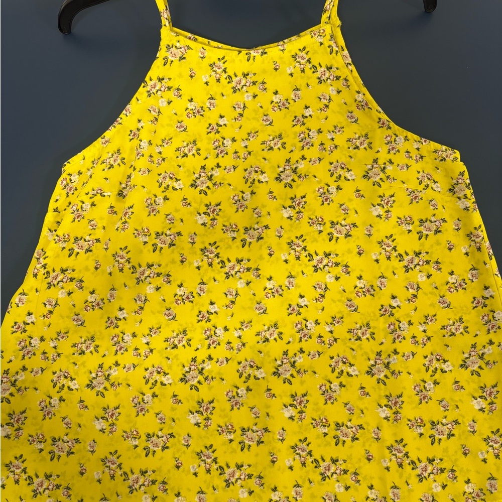 Blue Rain women size small yellow boutique halter top from Francesca’s NWT